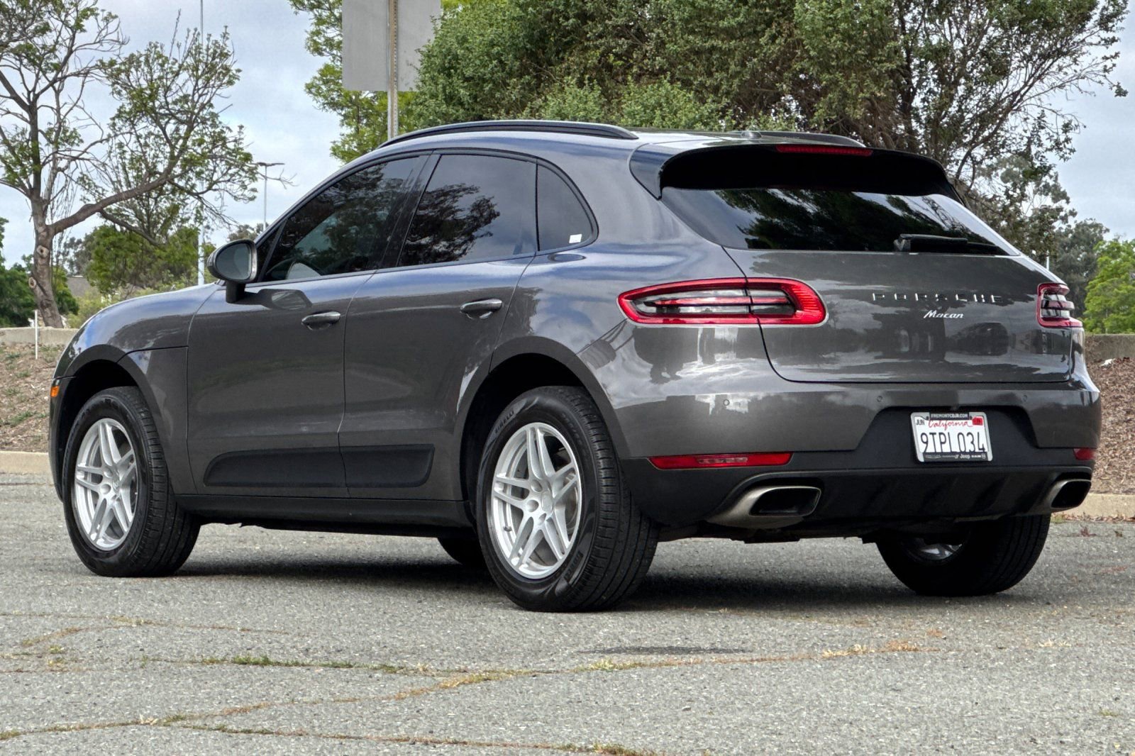 Used 2018 Porsche Macan image 5