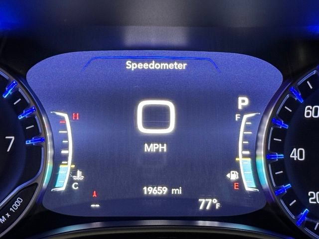 Used 2024 Chrysler Pacifica Touring-L FWD image 23