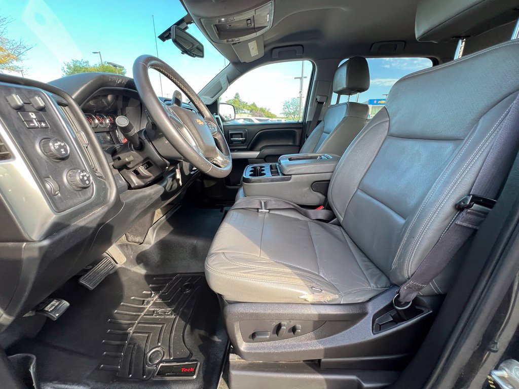Used 2017 Chevrolet Silverado 1500 LT w/ All Star Edition AWD/4WD image 18