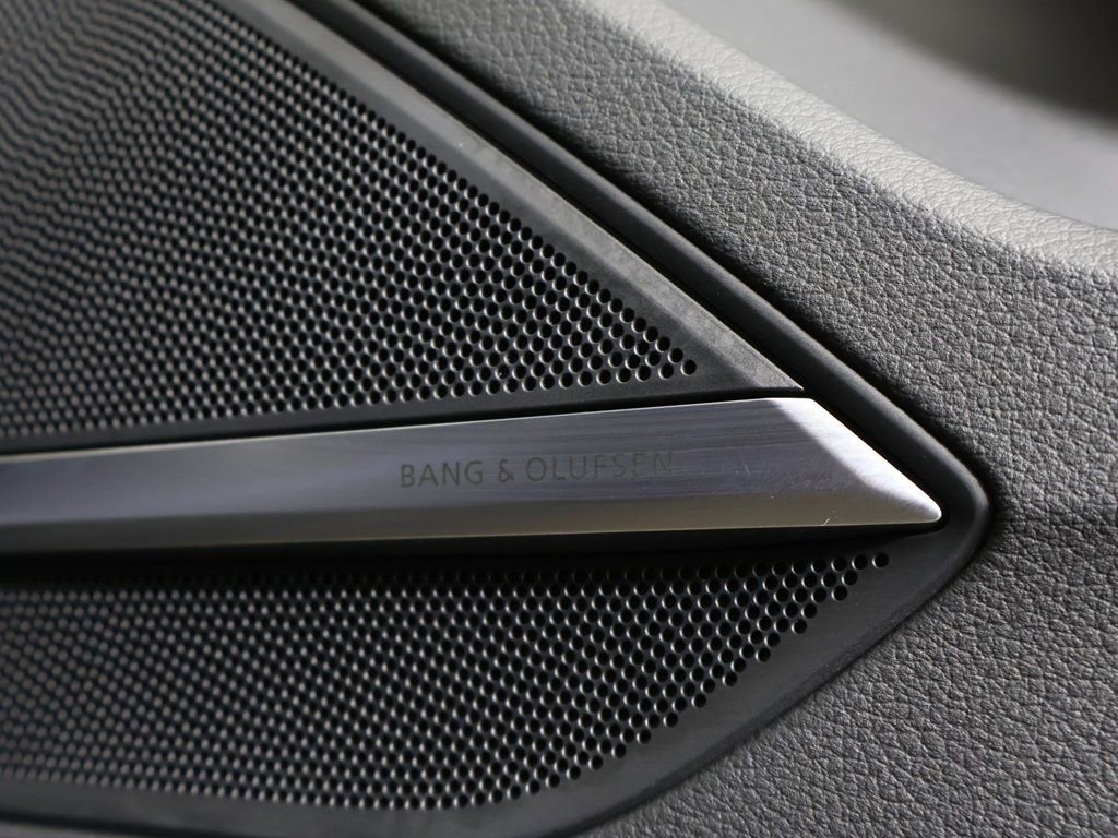 Used 2022 Audi A8 L 3.0T w/ Executive Package image 62