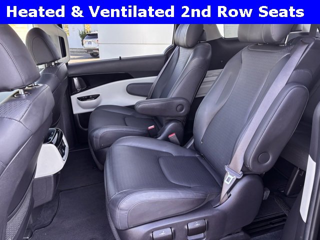 Used 2022 Kia Carnival SX Prestige image 18