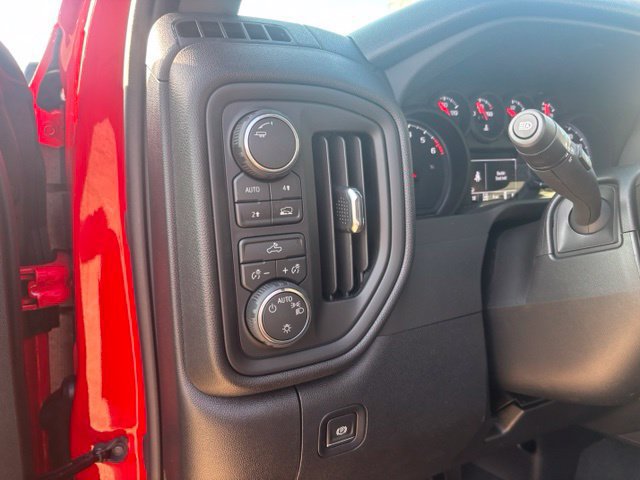 New 2026 Chevrolet Silverado 1500 Custom AWD/4WD image 19