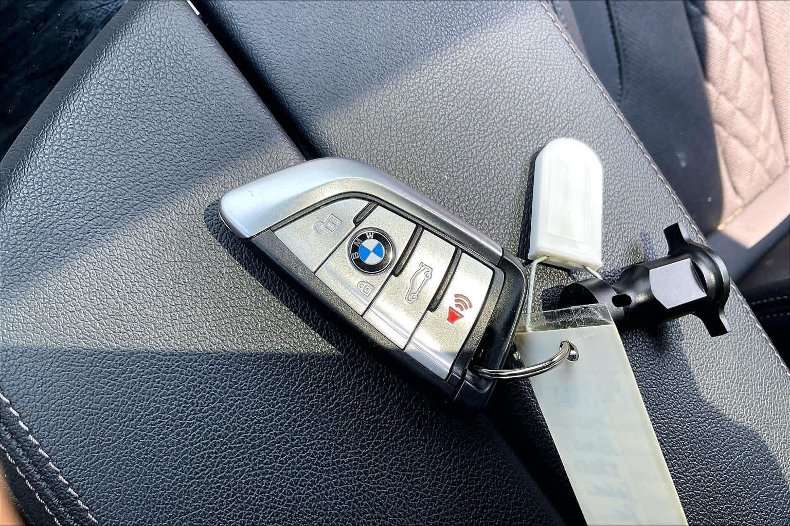 Used 2023 BMW 530i xDrive w/ M Sport Package AWD/4WD image 14