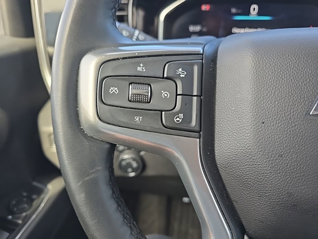 Used 2025 Chevrolet Silverado 1500 LT image 13
