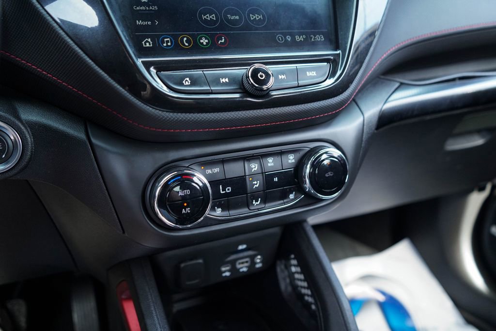 Used 2021 Chevrolet TrailBlazer RS w/ Technology Package image 21