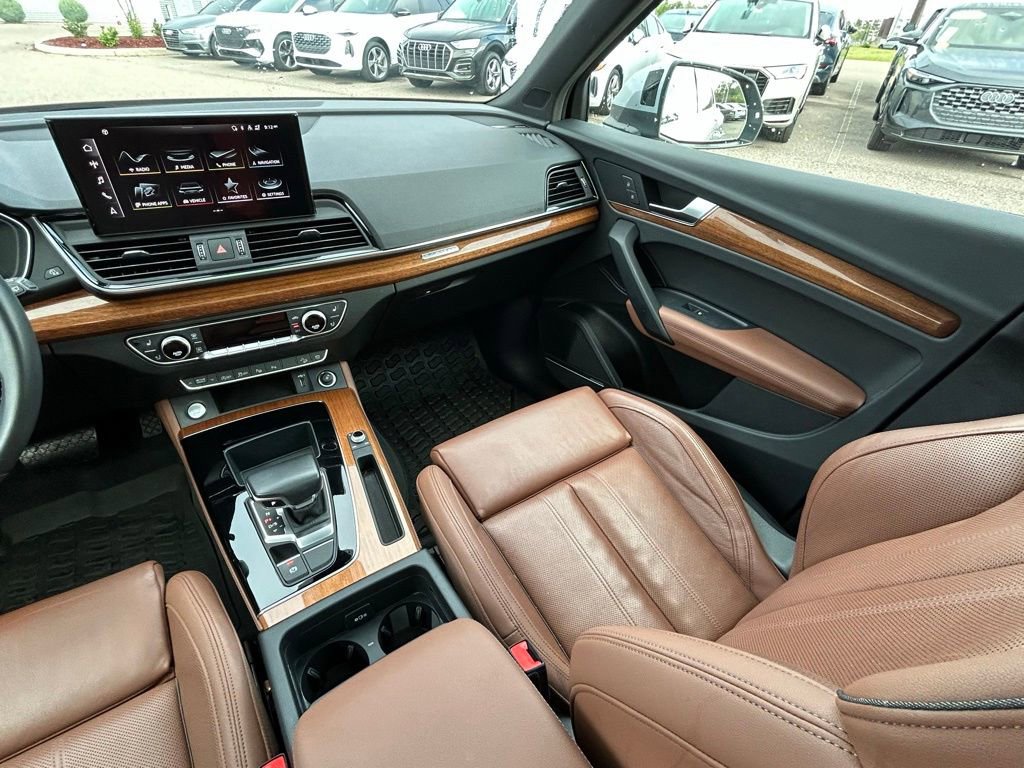 Used 2022 Audi Q5 2.0T Prestige image 11