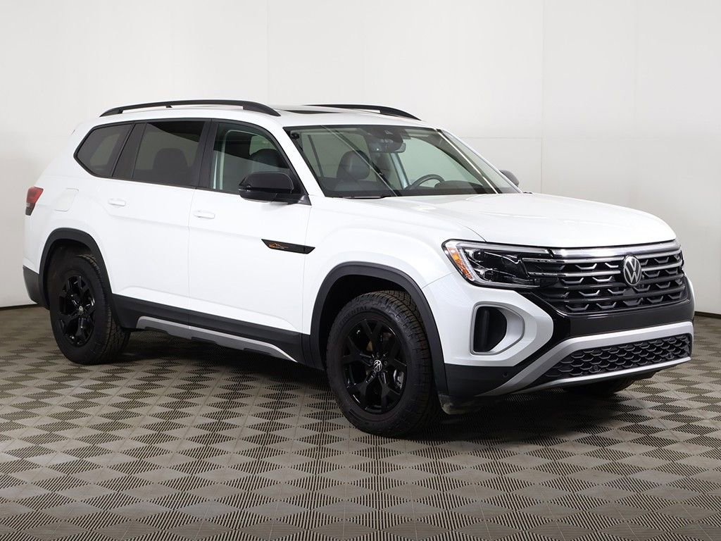Certified 2024 Volkswagen Atlas Peak Edition SEL AWD/4WD image 66