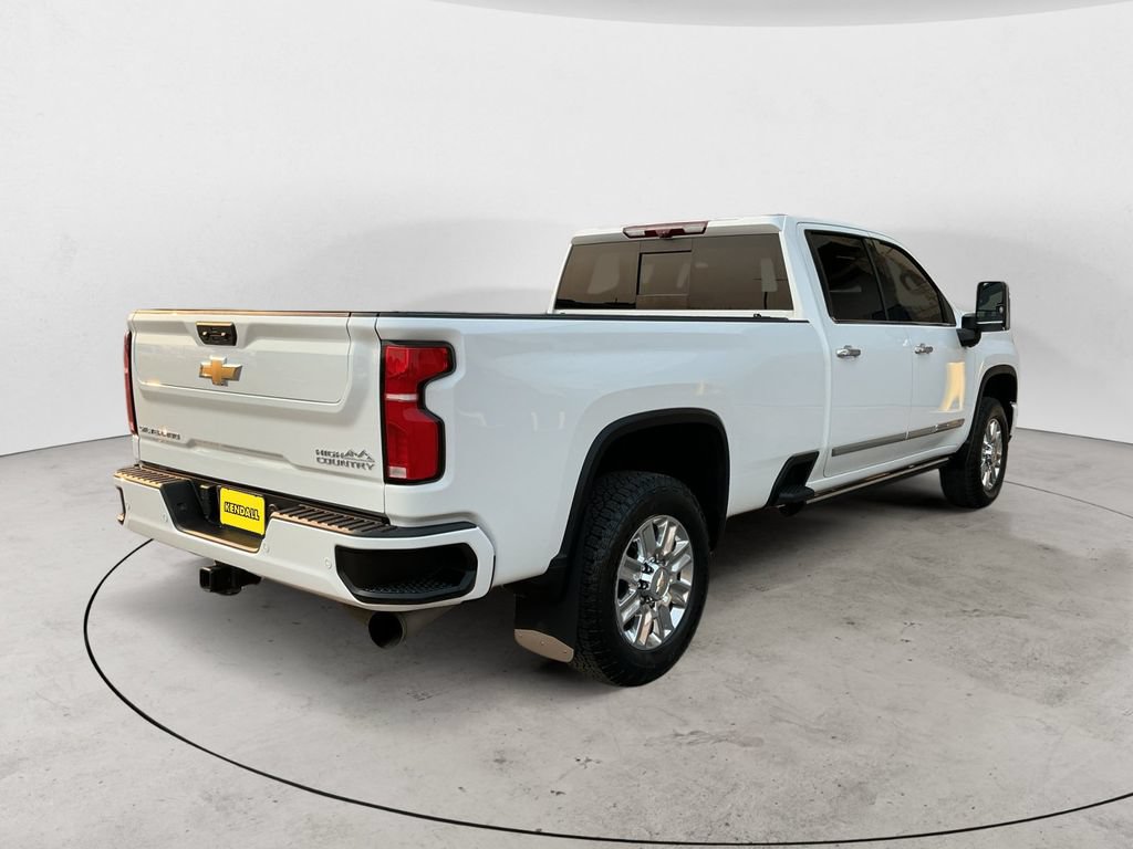 Certified 2024 Chevrolet Silverado 3500 High Country w/ High Country Premium Package AWD/4WD image 5