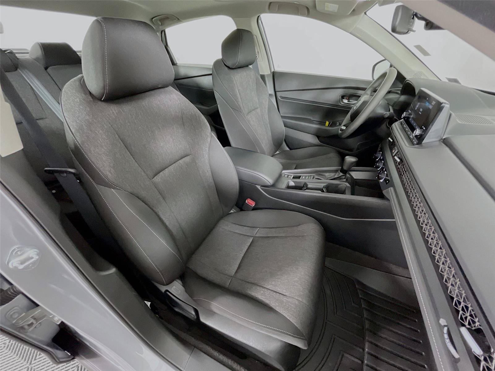 Certified 2025 Honda Accord SE image 29