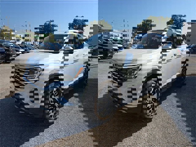 New 2026 Volkswagen Atlas SE image 8