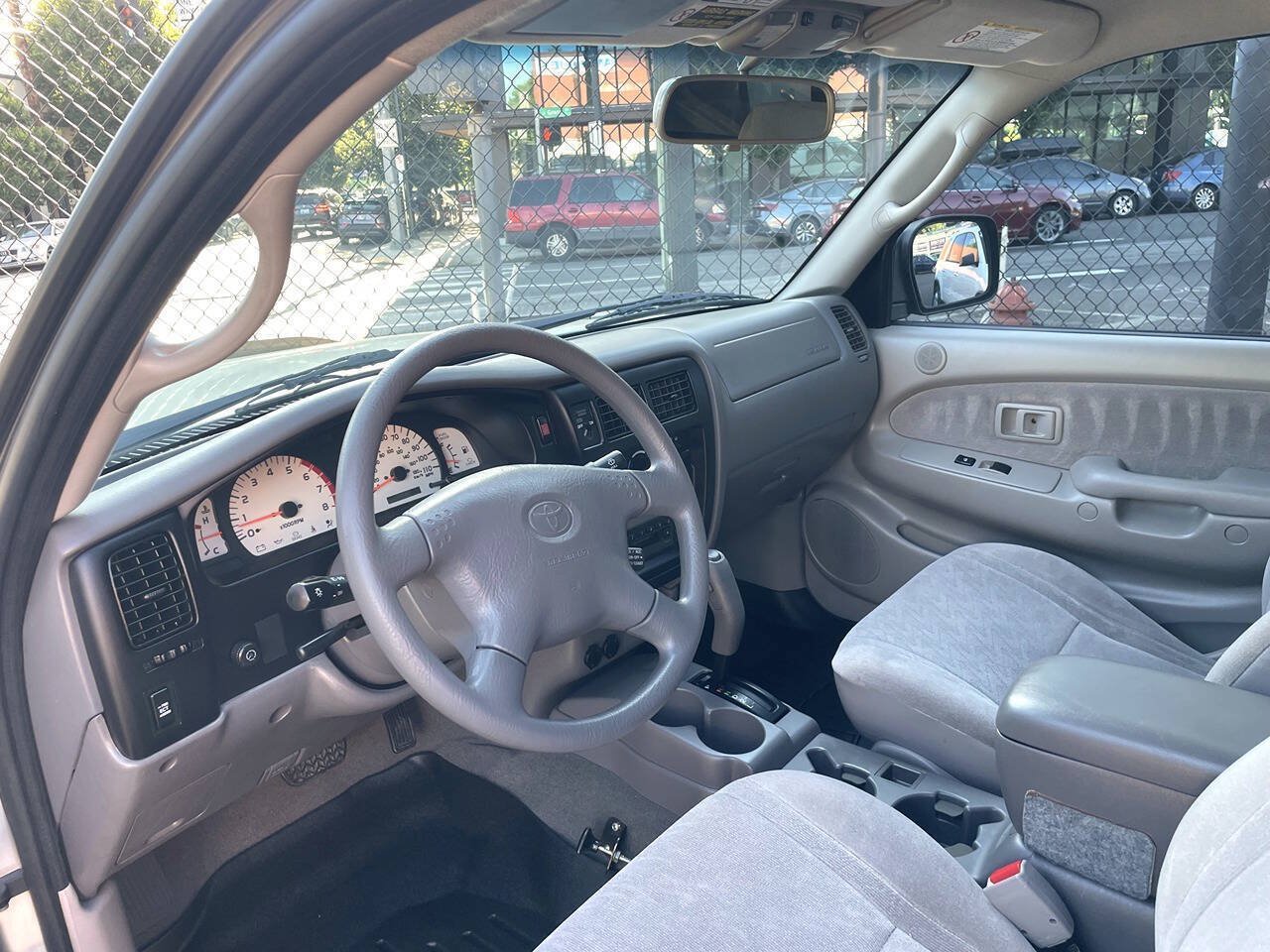 Used 2002 Toyota Tacoma PreRunner w/ SR5 Pkg w/ Chrome Pkg RWD image 11