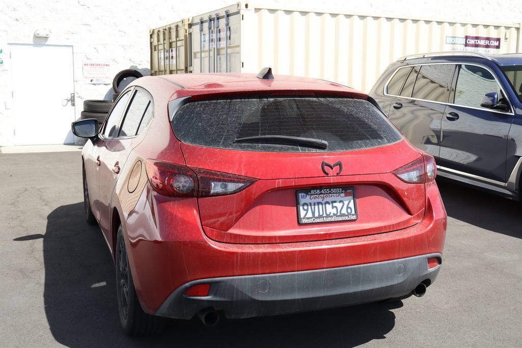 Used 2015 MAZDA MAZDA3 i Touring w/ Technology Package FWD image 4