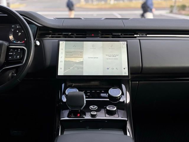 Used 2023 Land Rover Range Rover Sport SE image 32