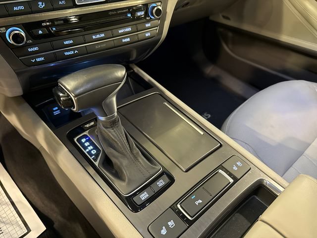 Used 2018 Genesis G80 3.8 w/ Option Group 02 RWD image 18