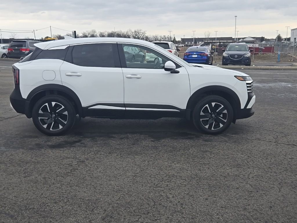 Used 2025 Nissan Kicks SV image 10