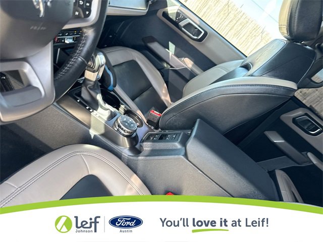 Used 2023 Ford Bronco Wildtrak image 27