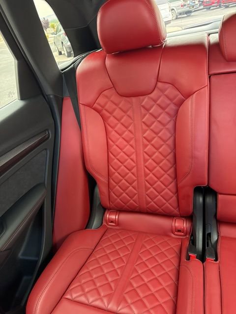Used 2019 Audi SQ5 Prestige w/ Prestige Package AWD/4WD image 2