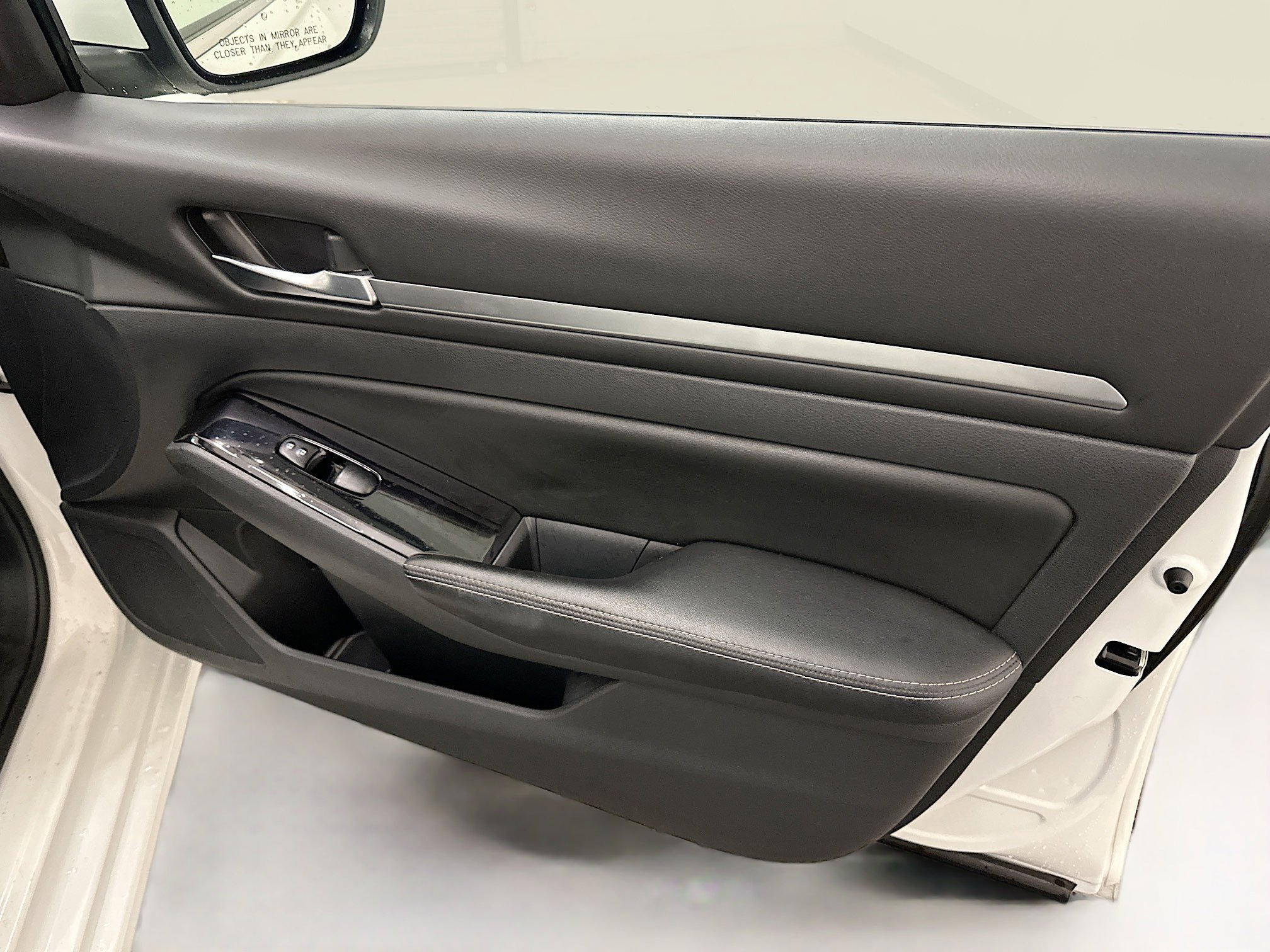 Used 2023 Nissan Altima 2.5 SV image 32