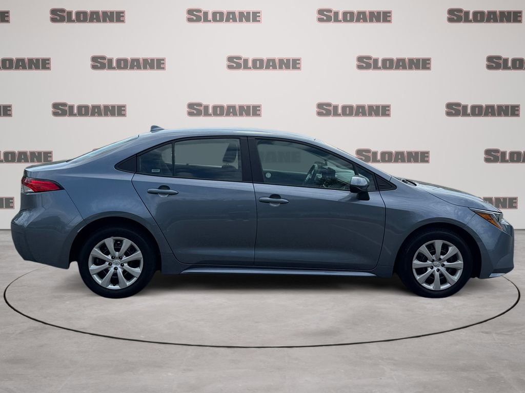 Used 2025 Toyota Corolla LE FWD image 6