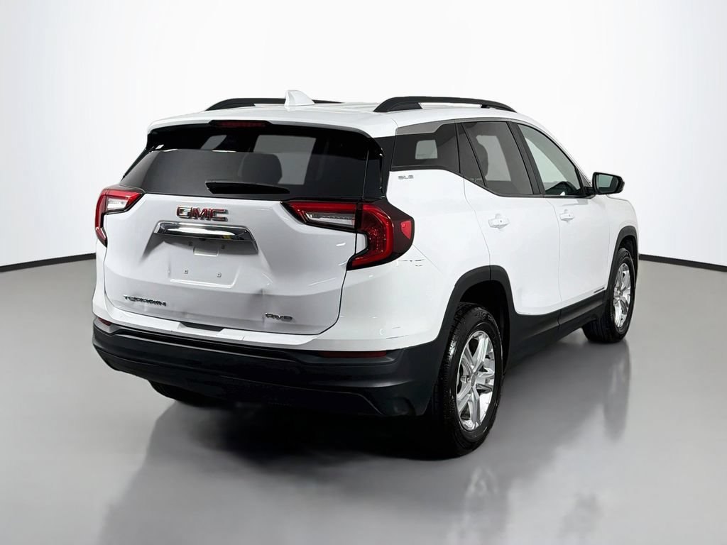 Used 2024 GMC Terrain SLE w/ Driver Convenience Package AWD/4WD image 7
