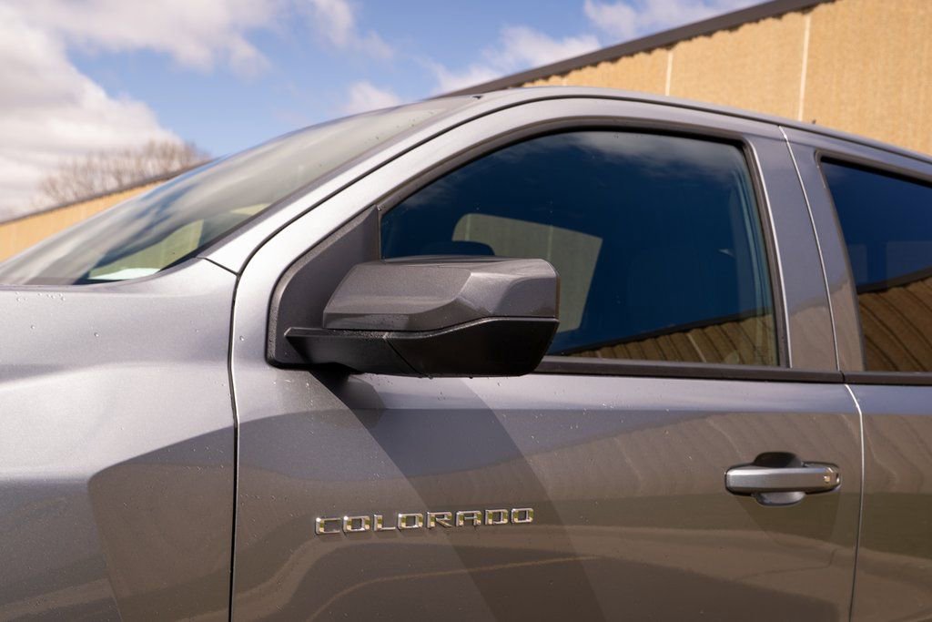 New 2025 Chevrolet Colorado LT image 9