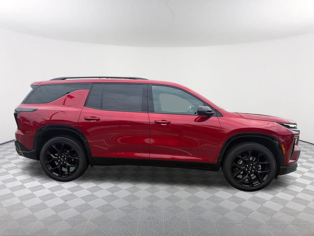 Used 2025 Chevrolet Traverse RS AWD/4WD image 4