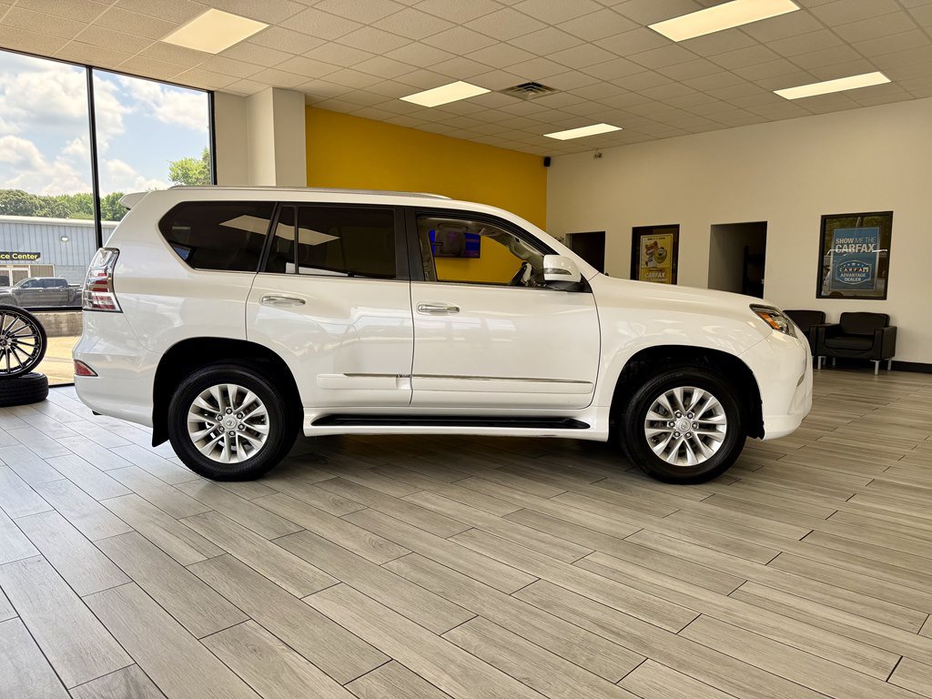 Used 2015 Lexus GX 460 w/ Premium Package AWD/4WD image 5