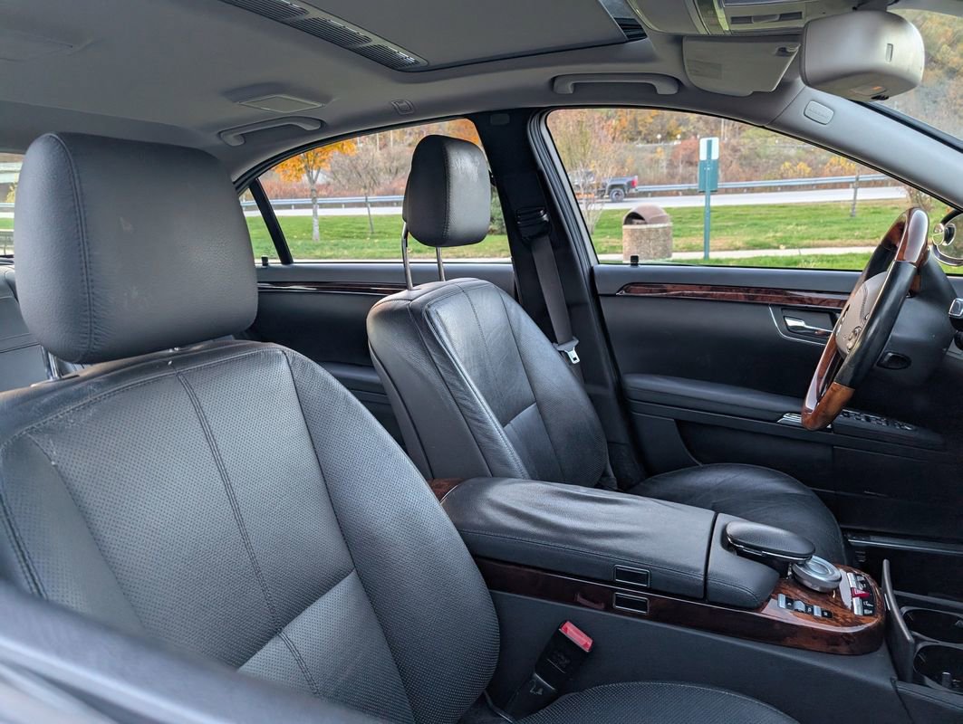 Used 2008 Mercedes-Benz S 550 4MATIC image 31