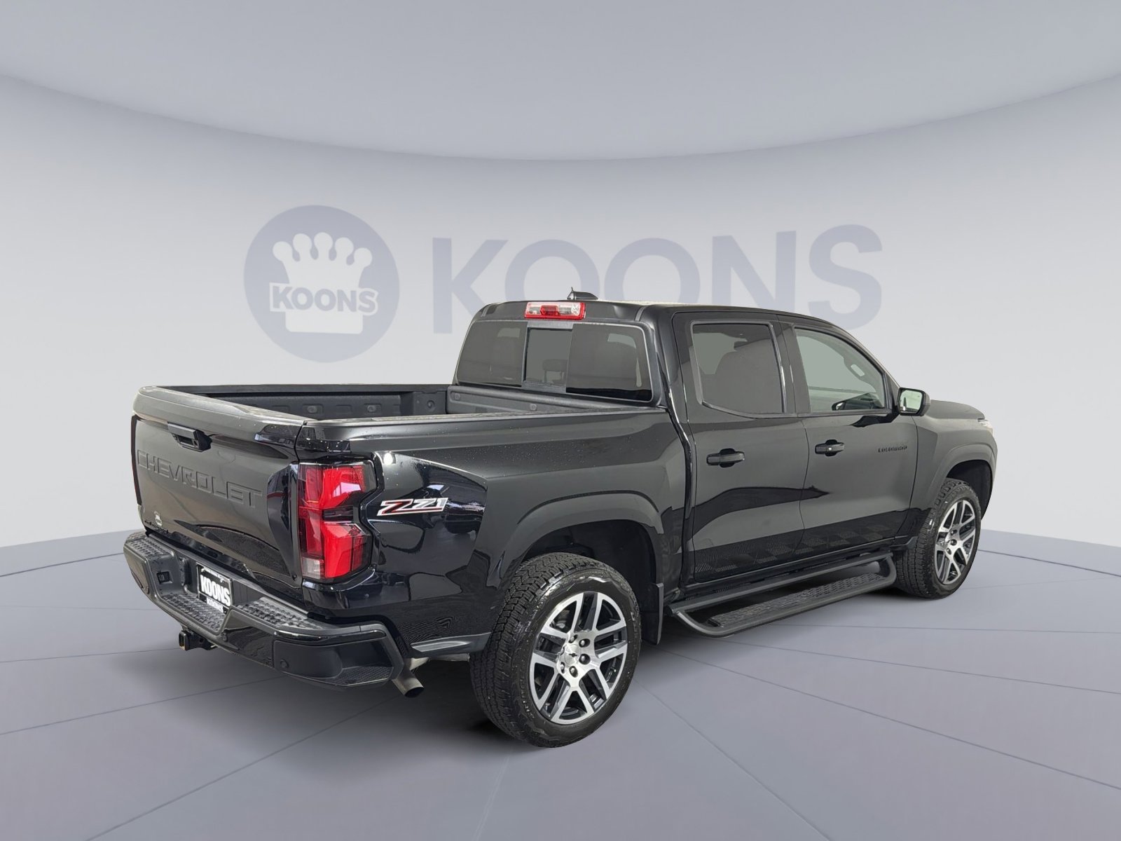 Used 2023 Chevrolet Colorado Z71 w/ Z71 Convenience Package 2 image 7