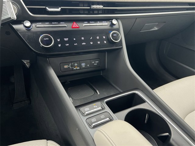 Certified 2025 Hyundai Sonata Limited image 24