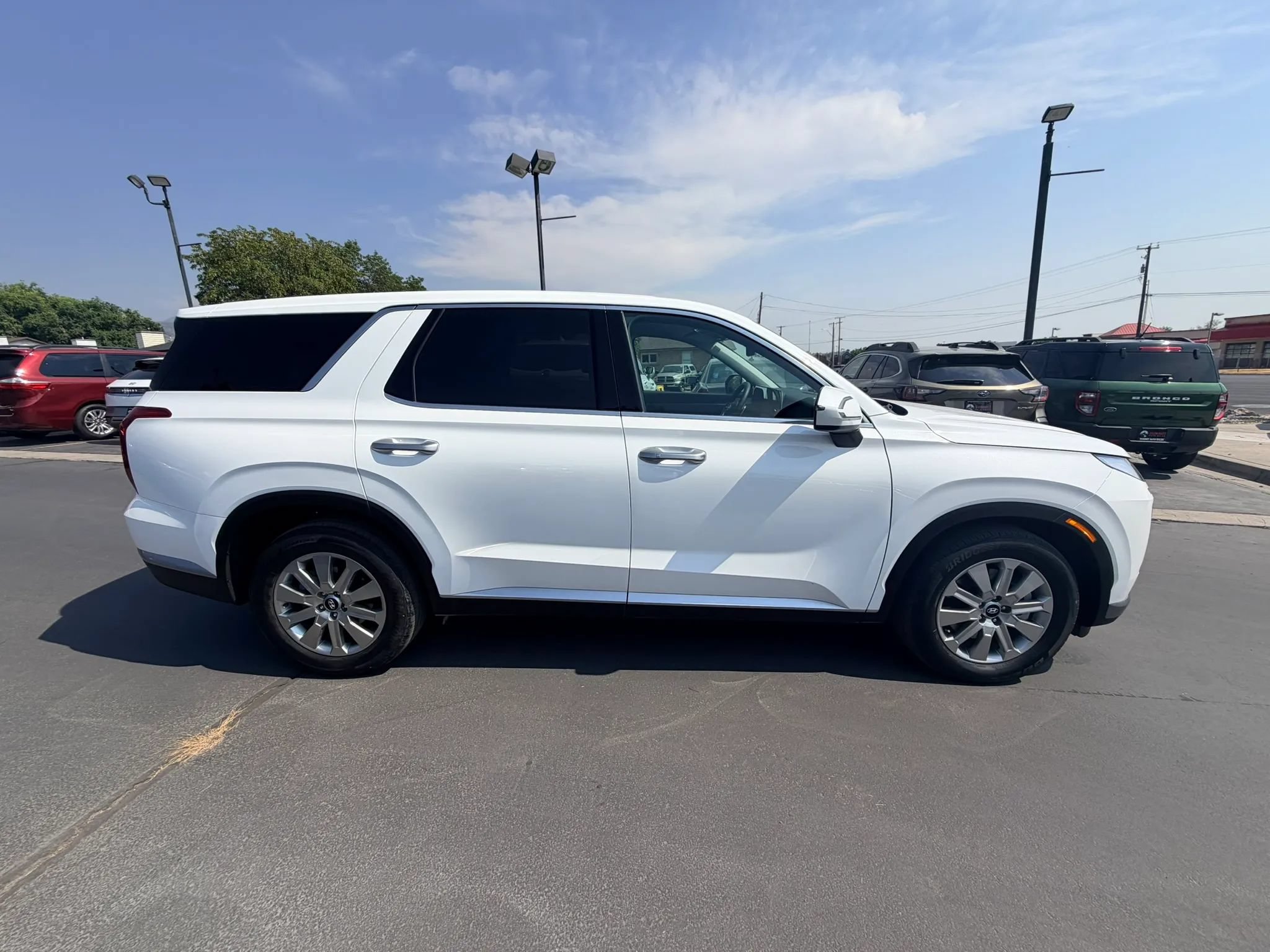 Used 2025 Hyundai Palisade SE AWD/4WD image 3