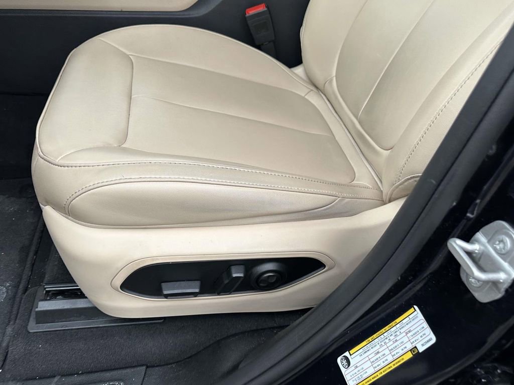 Used 2024 Jeep Grand Cherokee Limited image 19