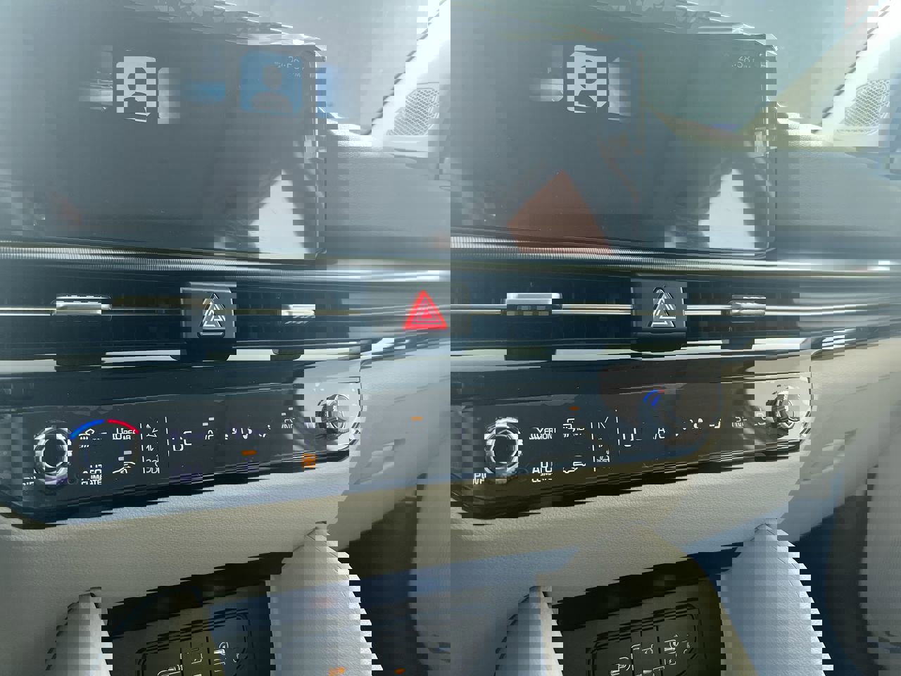 New 2026 Kia Sportage EX image 26