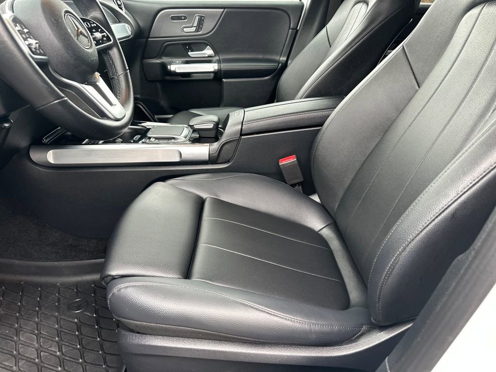 Used 2021 Mercedes-Benz GLB 250 4MATIC image 18