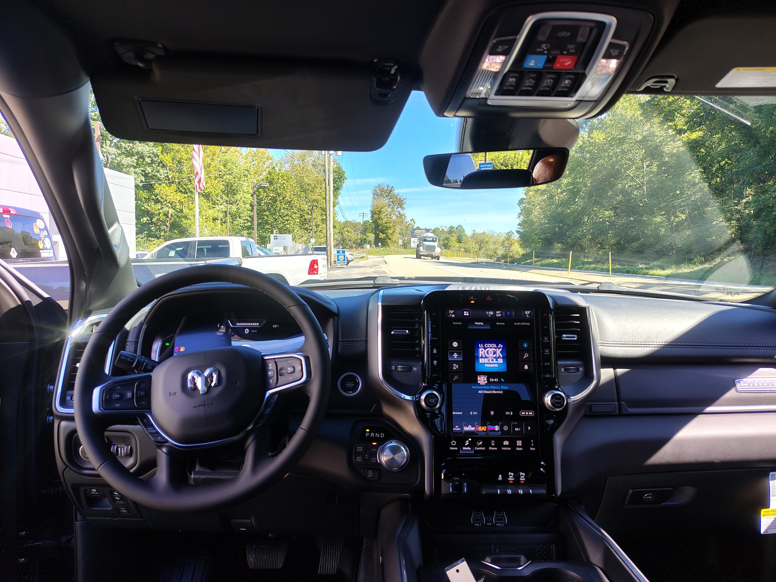 New 2027 RAM 1500 Laramie AWD/4WD image 28