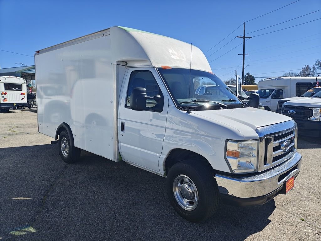 Used 2013 Ford E-350 and Econoline 350 Super Duty w/ PWR Locks & Windows Group RWD image 3