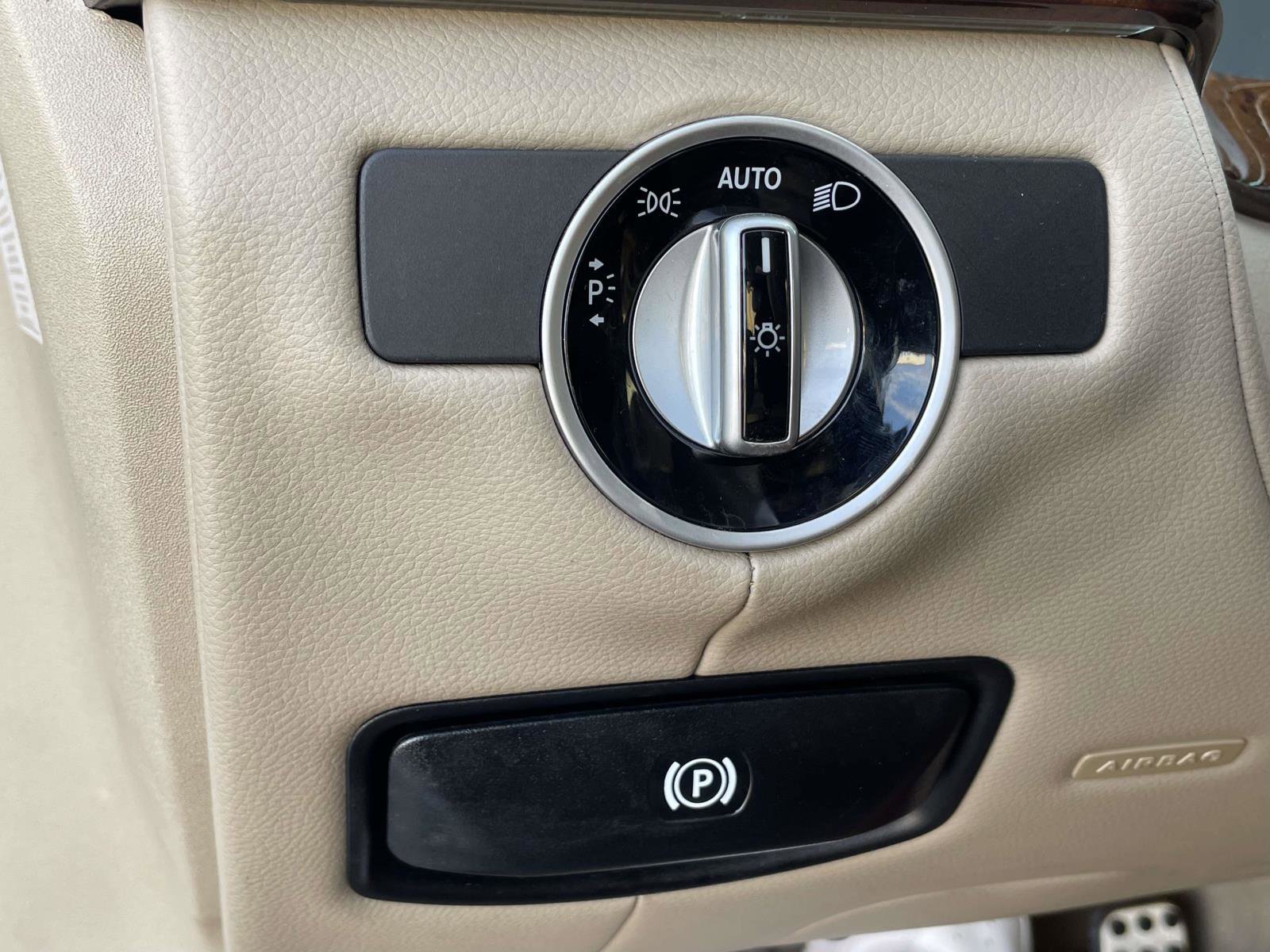 Used 2013 Mercedes-Benz CLS 550 CLS550 Coupe RWD image 26