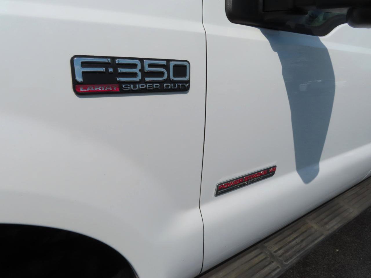 Used 2003 Ford F350 Lariat image 13