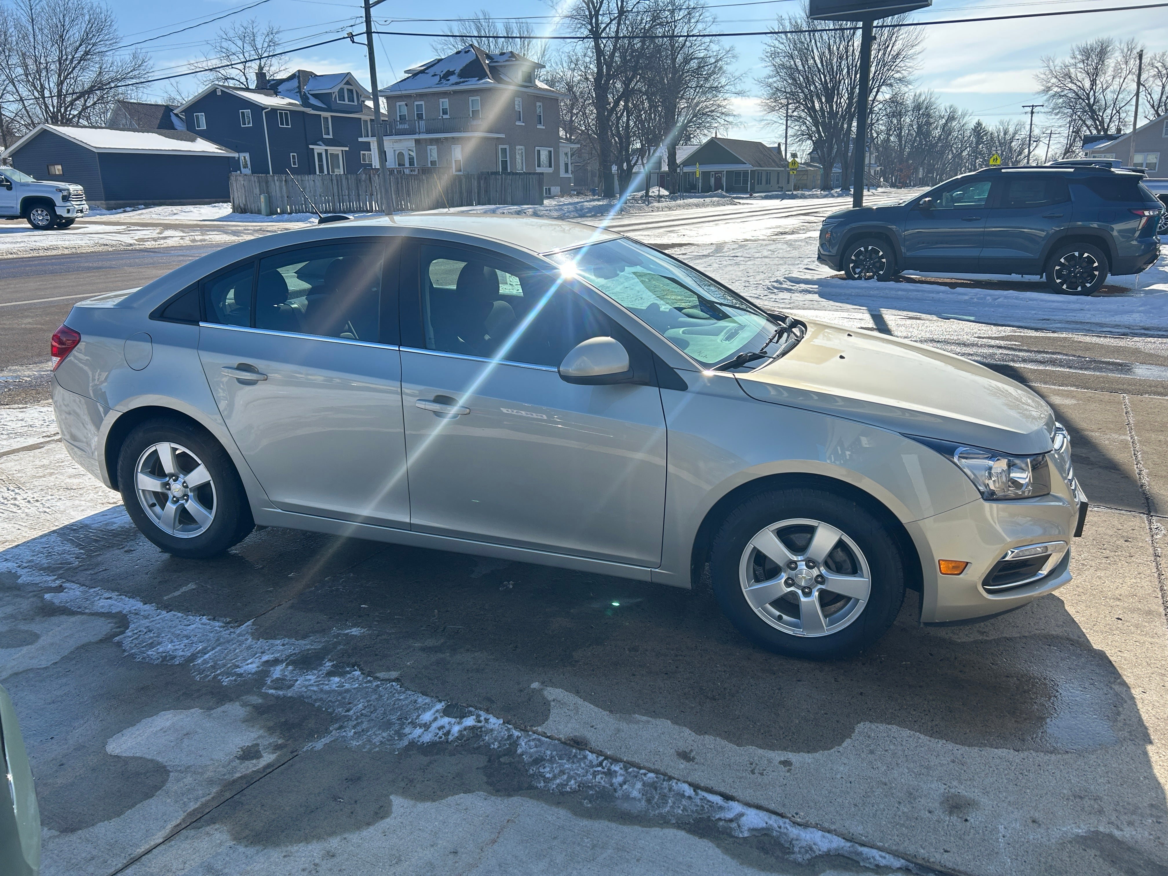 Used 2016 Chevrolet Cruze LT FWD image 5