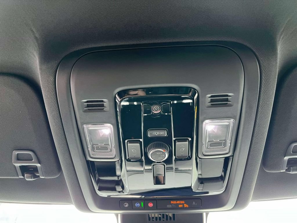 New 2026 GMC Yukon XL Elevation AWD/4WD image 31
