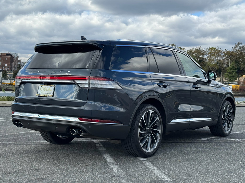 Used 2021 Lincoln Aviator Reserve w/ Equipment Group 202A image 6