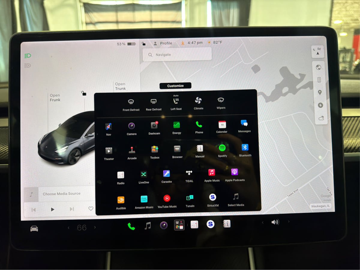 Used 2018 Tesla Model 3 Long Range RWD image 17