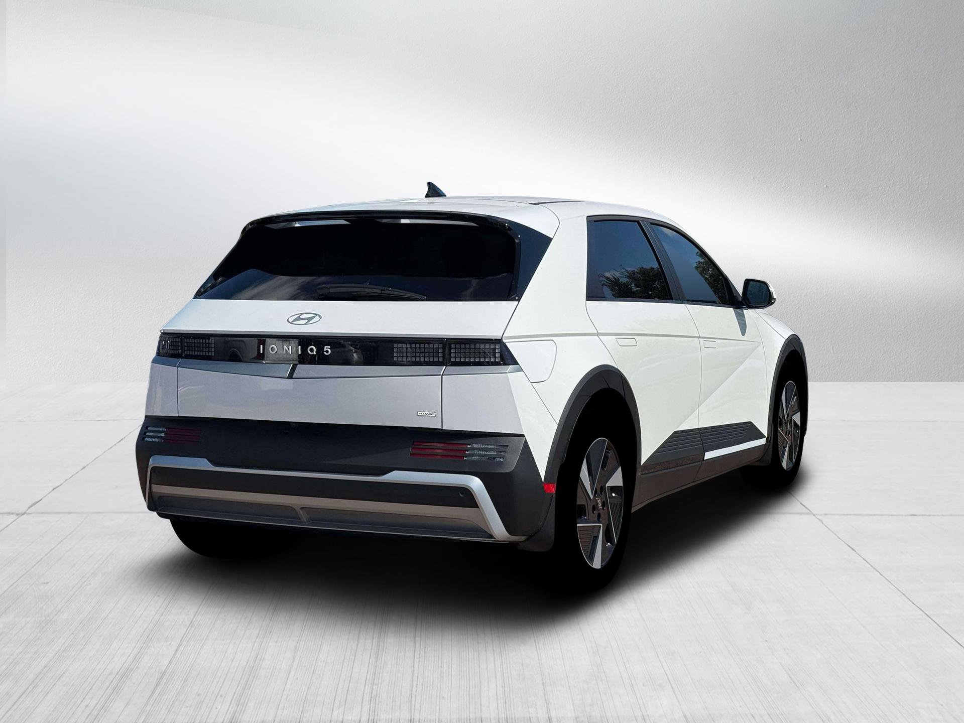New 2026 Hyundai Ioniq 5 SEL image 7