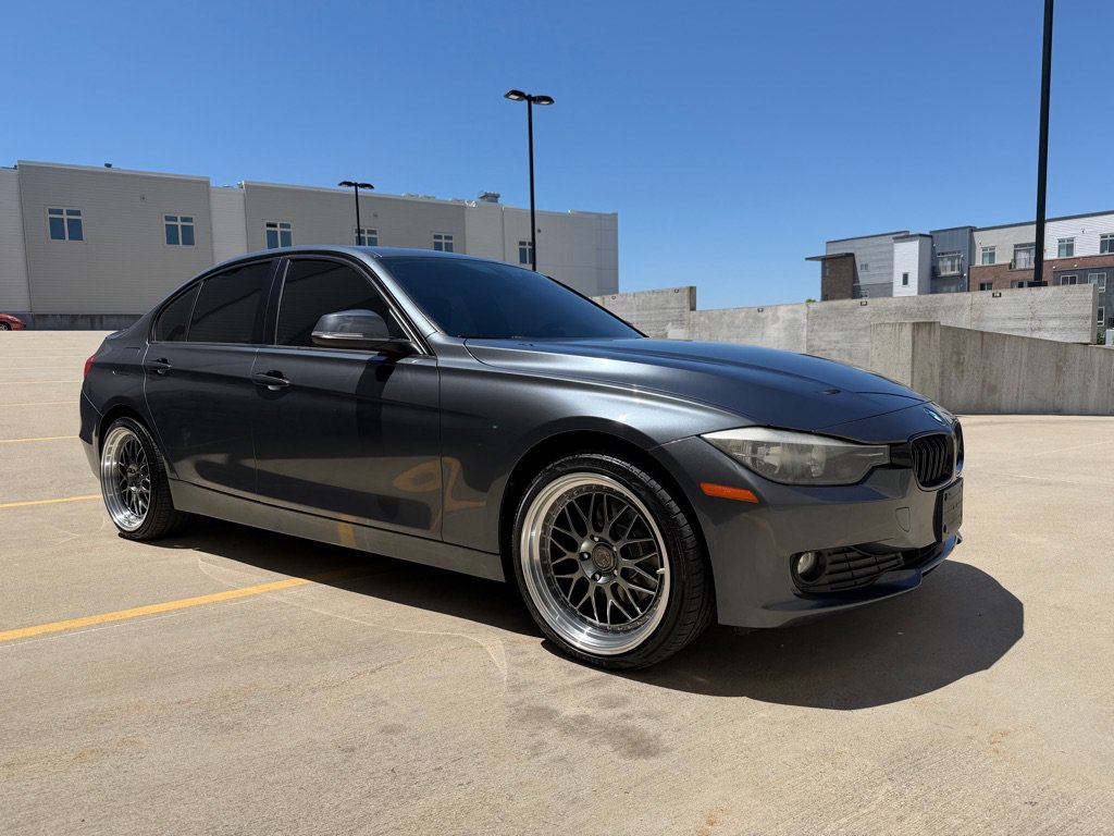 Used 2015 BMW 320i xDrive Sedan AWD/4WD image 1