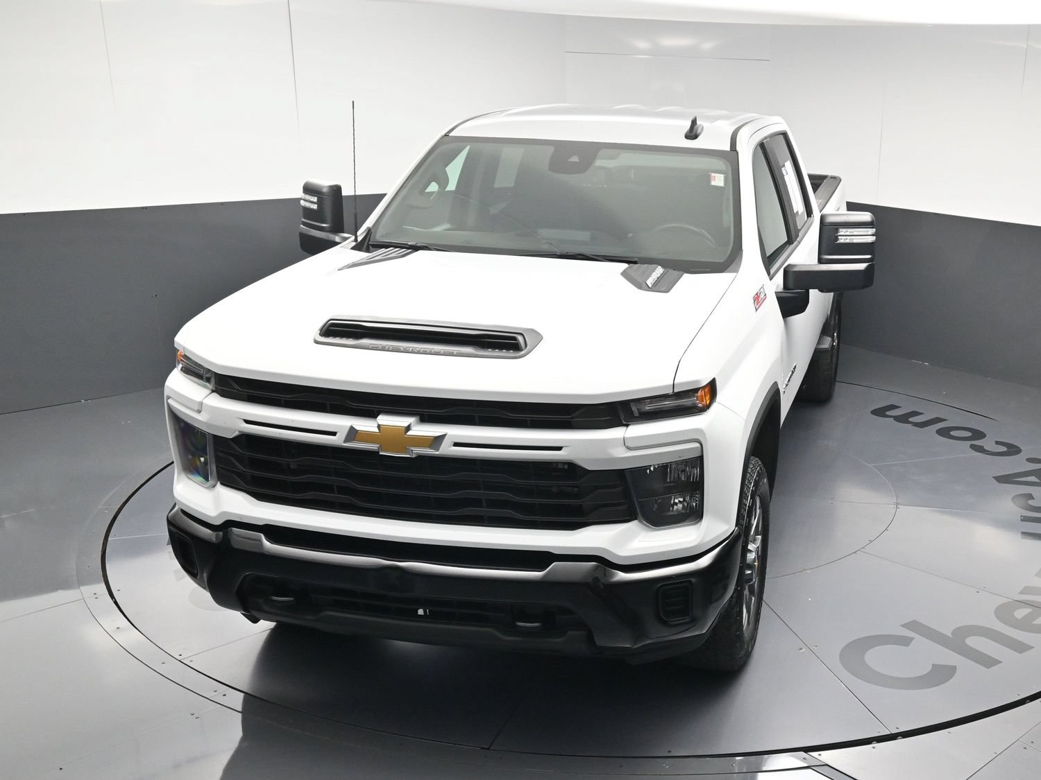 Used 2024 Chevrolet Silverado 2500 Custom w/ Custom Value Package AWD/4WD image 29