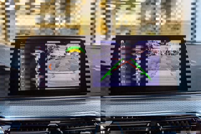 Used 2019 BMW 540i xDrive w/ M Sport Package image 27