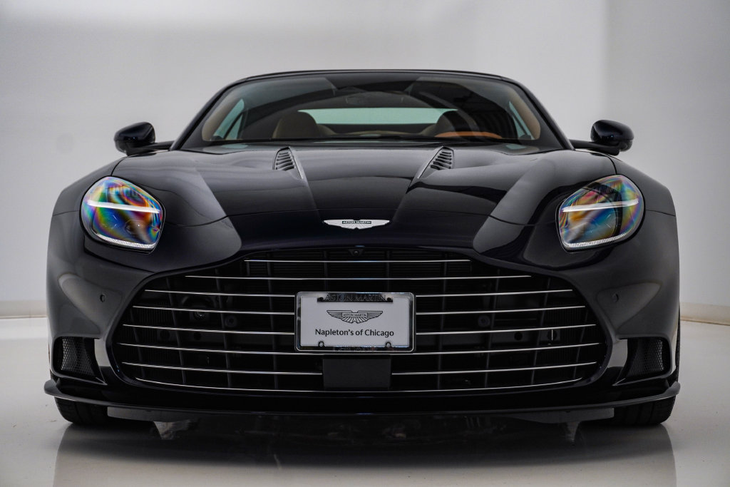 New 2026 Aston Martin Vanquish Convertible RWD image 5