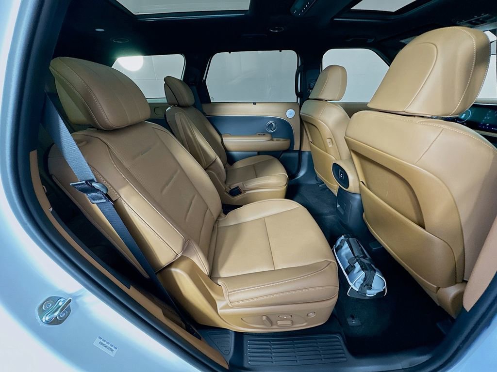 Certified 2026 Hyundai Palisade Calligraphy FWD image 28