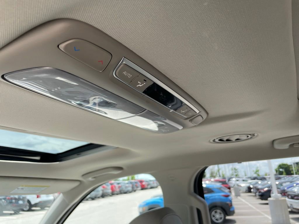 Certified 2022 Kia Telluride SX w/ Nightfall Edition Package AWD/4WD image 26