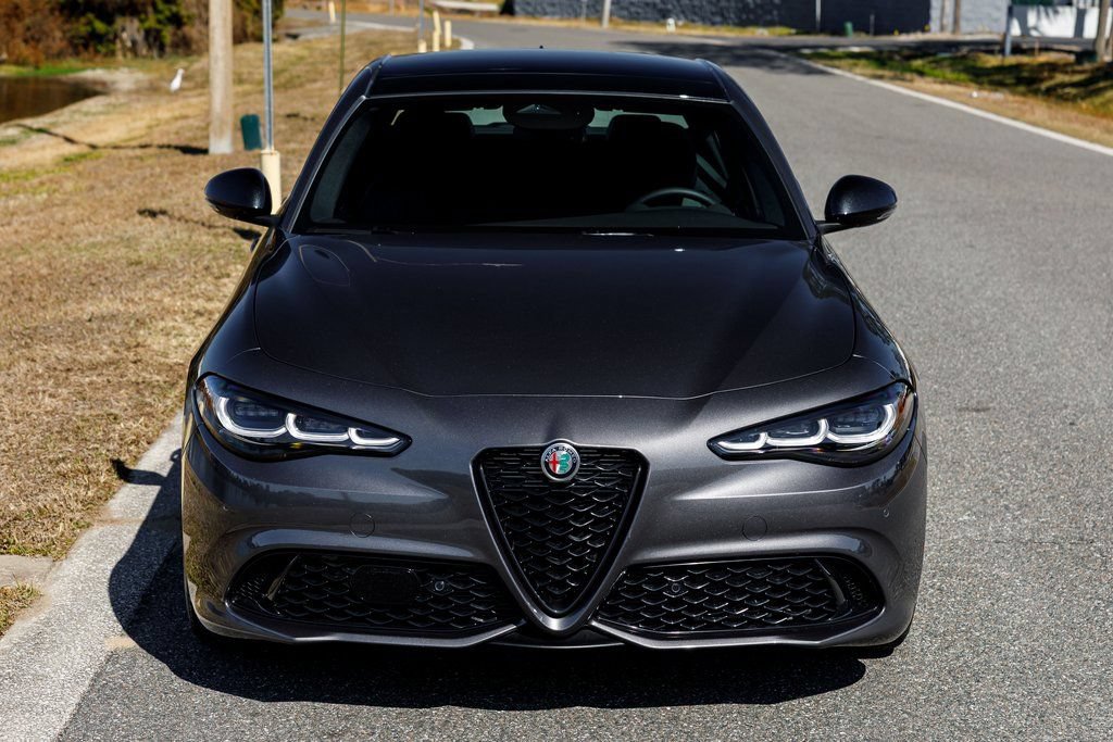 New 2026 Alfa Romeo Giulia w/ Driving Assist Package RWD image 8